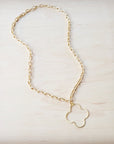 Matte Gold Quatrefoil Pendant Necklace 257lg