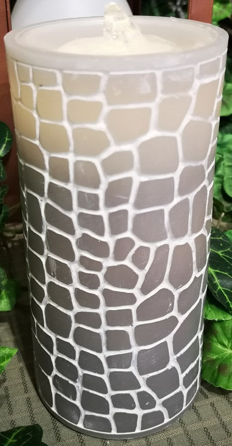Gray Mosaic Water Candle