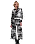 Gabby Isabella Houndstooth Zippered Sweater 524594