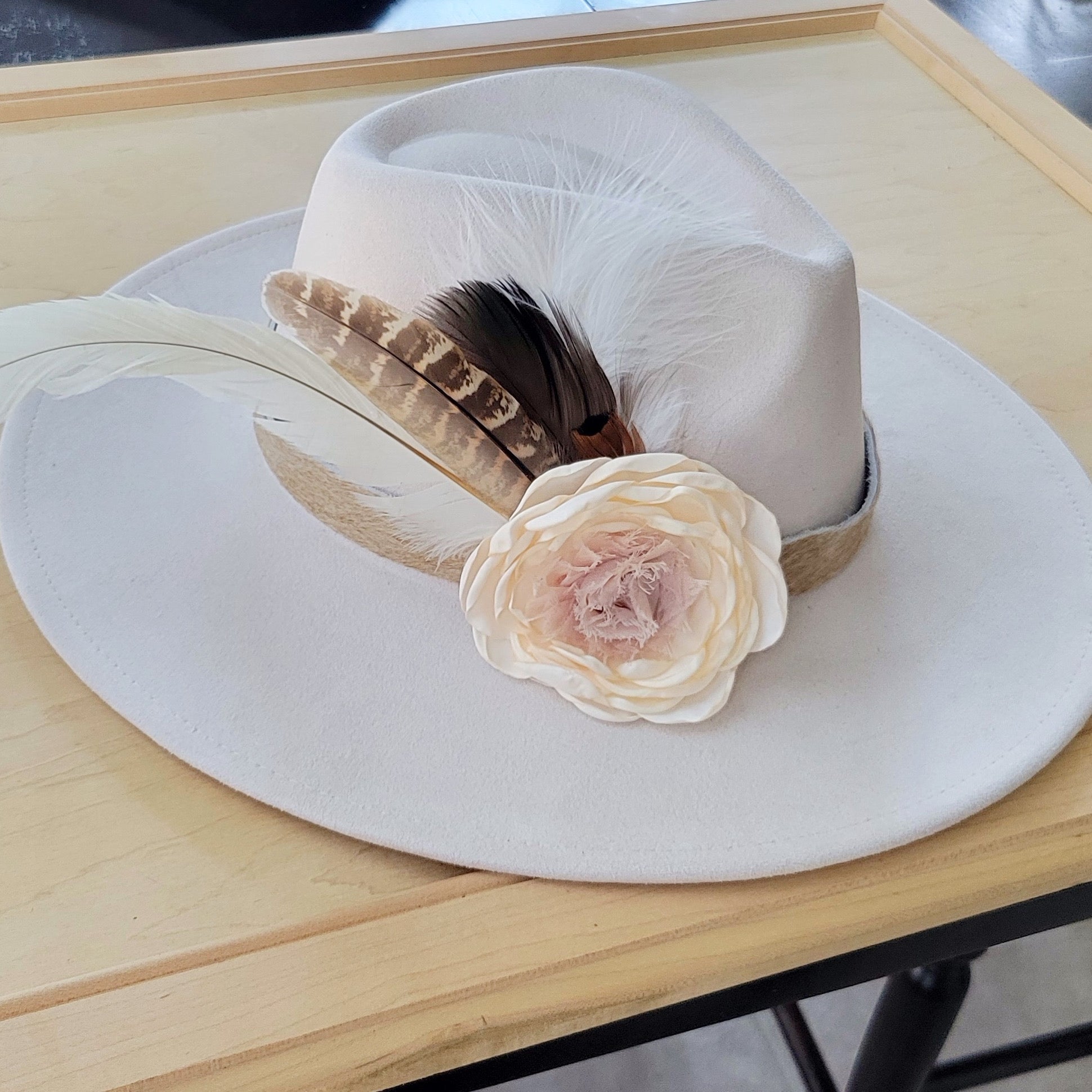 Leather Hat Band w/ Silk Flower &amp; Feathers-Ivory (Band Only) 952s