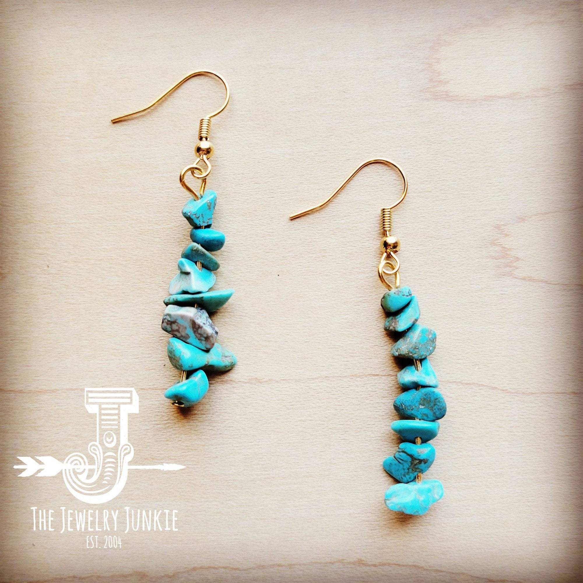 **Turquoise Chip Dangle Earrings 211w