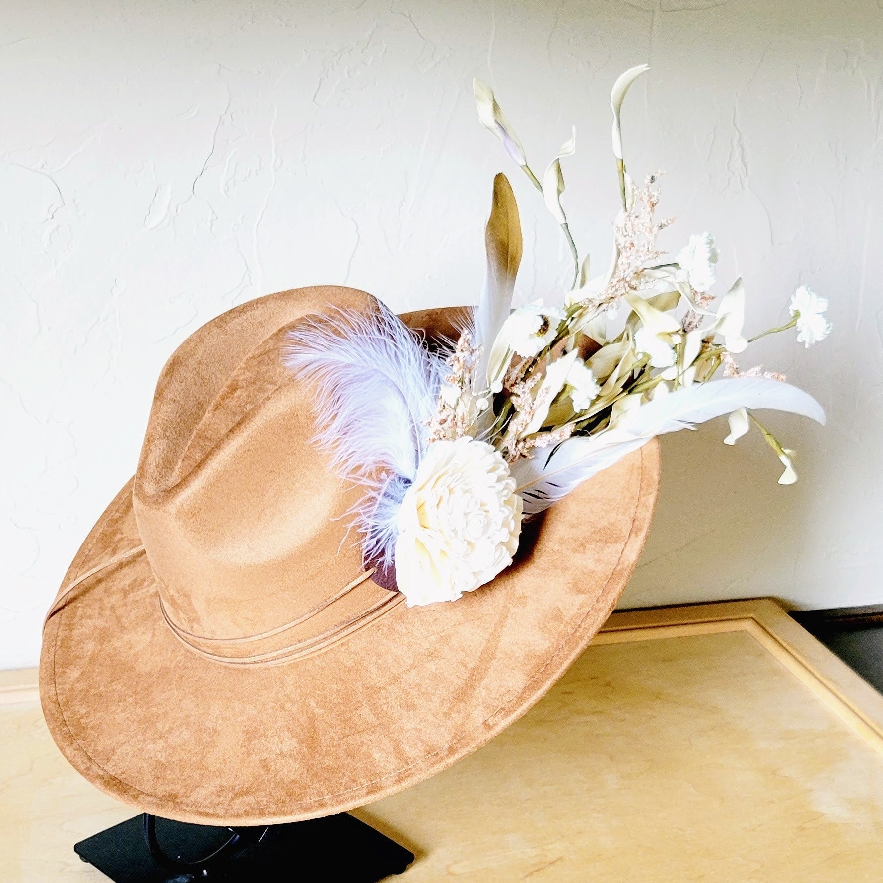 Boho Western Wedding Floral &amp; Feather Bridal Hat in Tan 984k