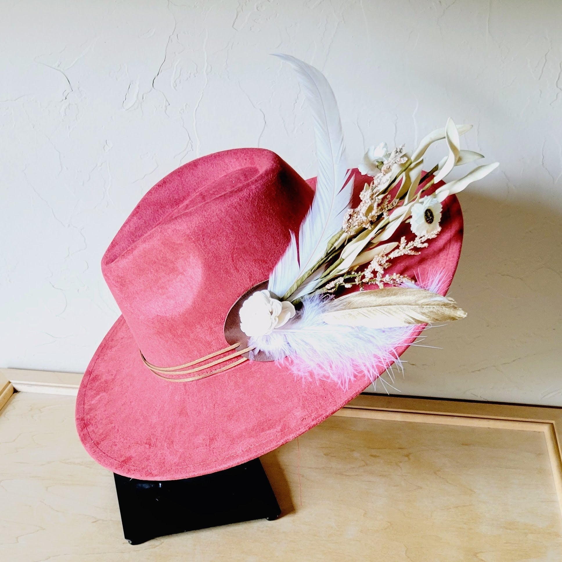 Boho Western Wedding Floral &amp; Feather Bridsmaid Hat in Rust 984q