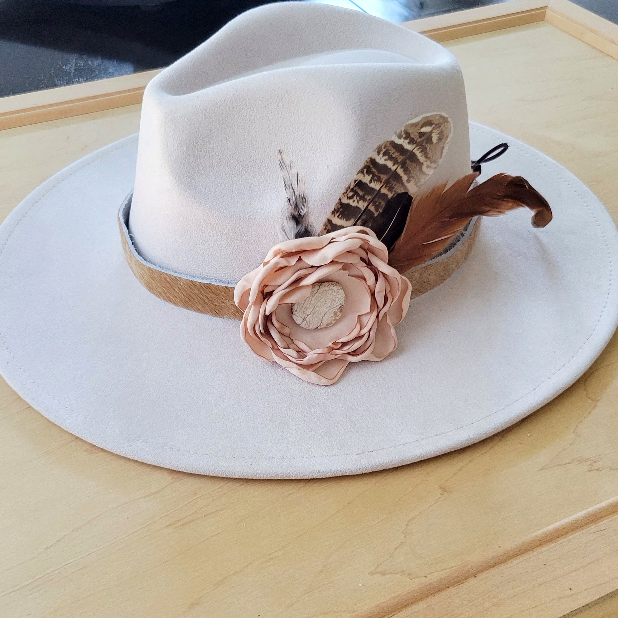 Leather Hat Band w/ Silk Flower &amp; Feathers-Blush (Band Only) 953a