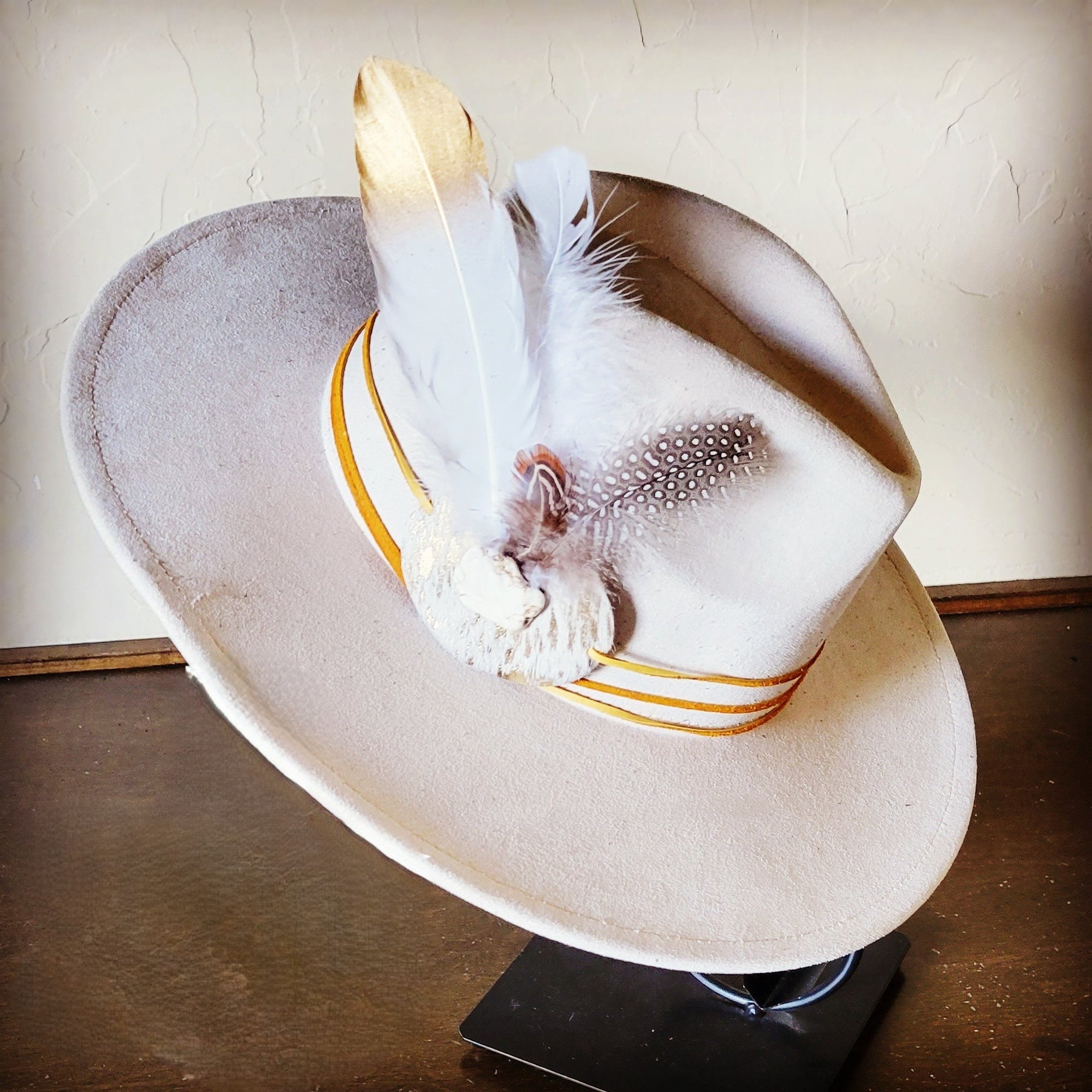 Cream Metallic Feather &amp; Turquoise Slab Hat Band + Choice of Hat 986c