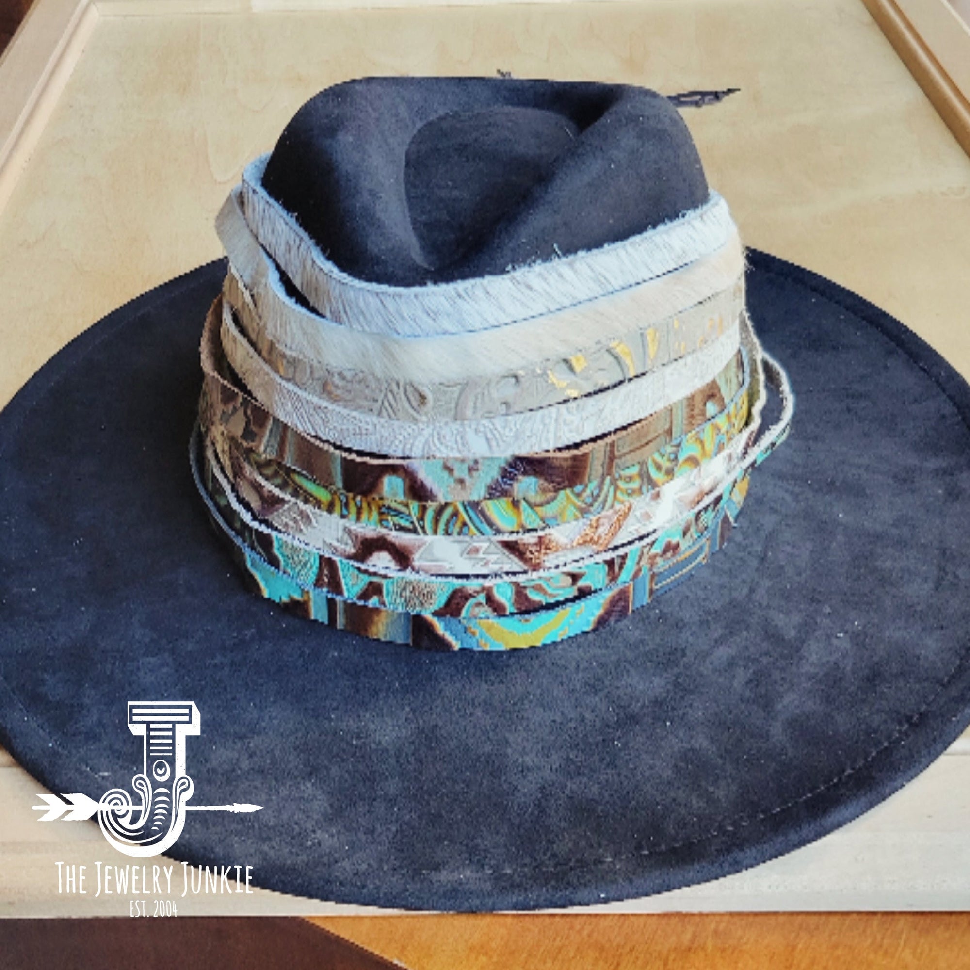 **Oyster Paisley Turquoise Embossed Leather Hat Band Only 950n