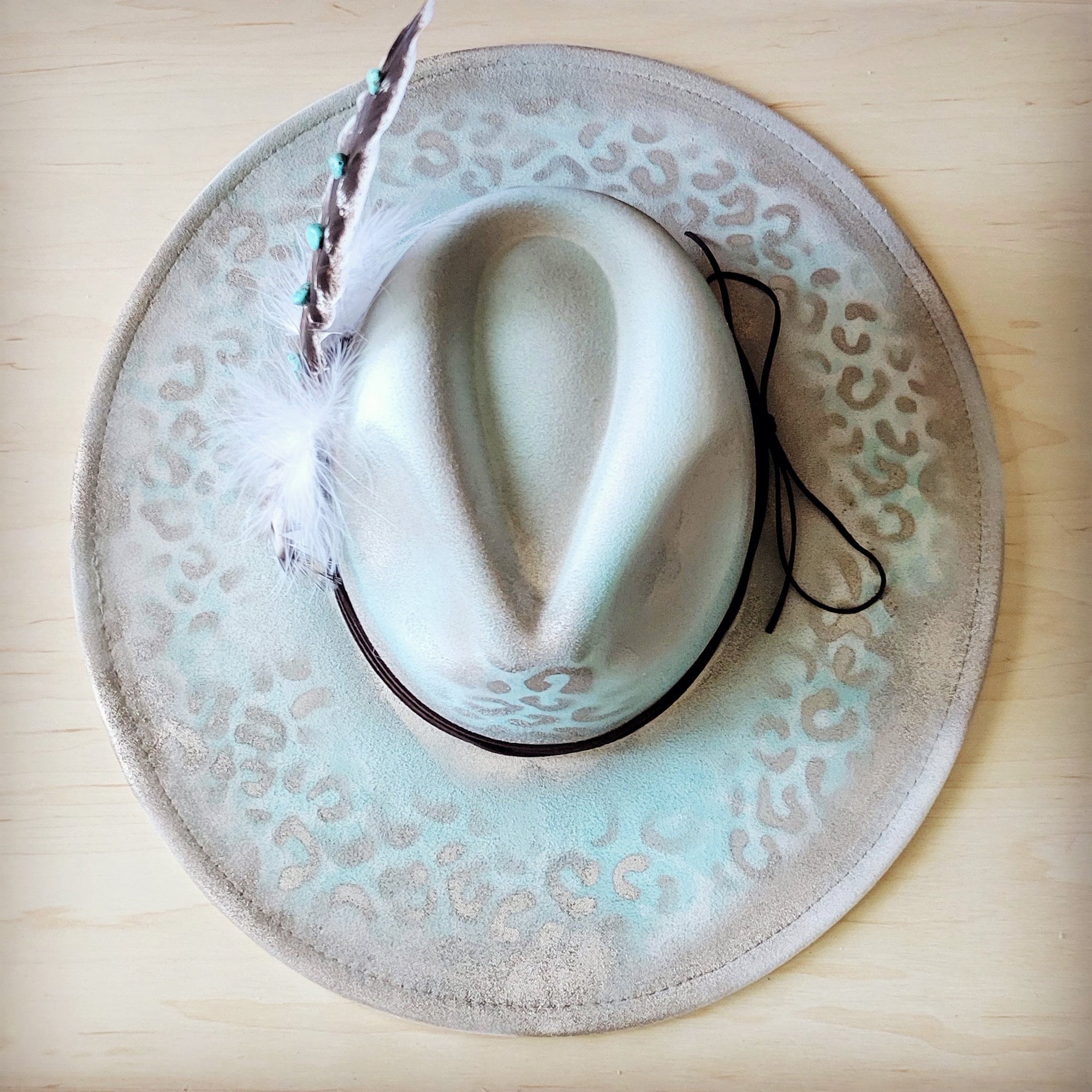 Hand-Painted Leopard Boho Western Cowgirl Hat &amp; Band Mint 987d