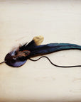 **Black and Gold Feather Band 983e