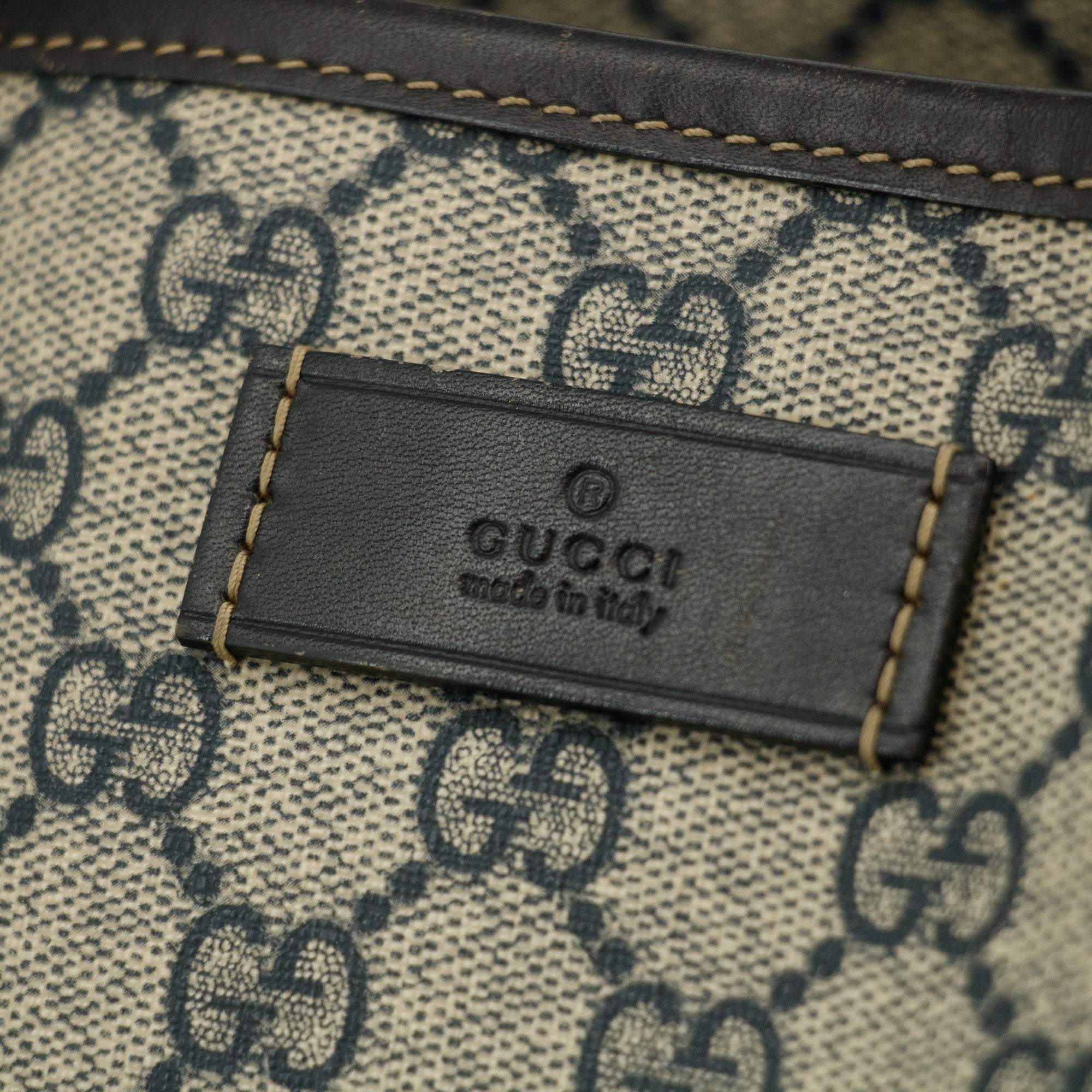 Gucci GG Supreme Canvas Coated Blue Shoulder Bag SKU-