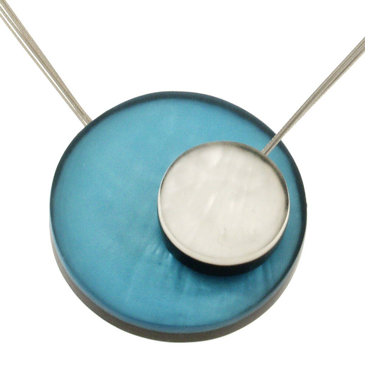 N-sm. Magnetic Lock Pendant