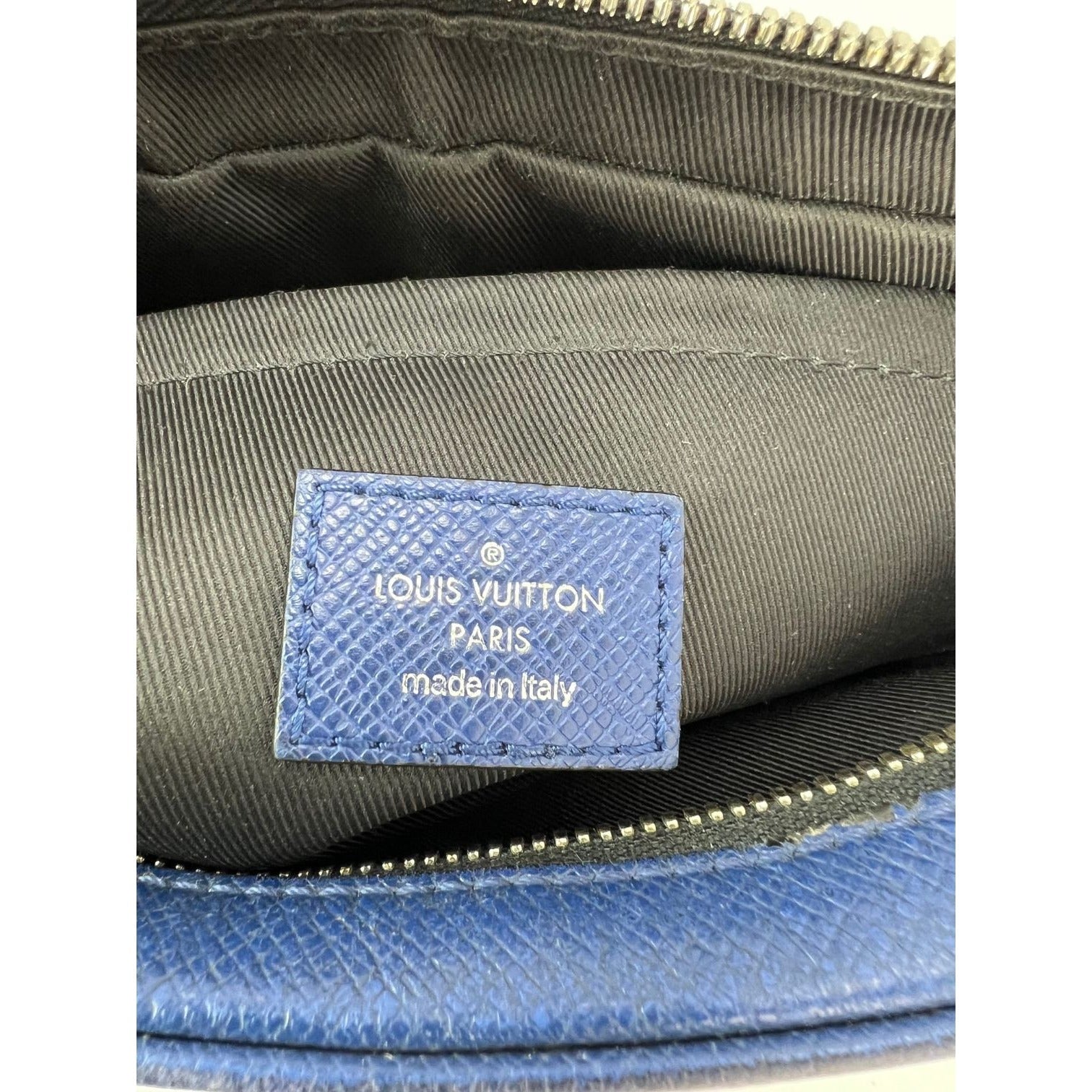 Louis Vuitton Taigarama Messenger Bag