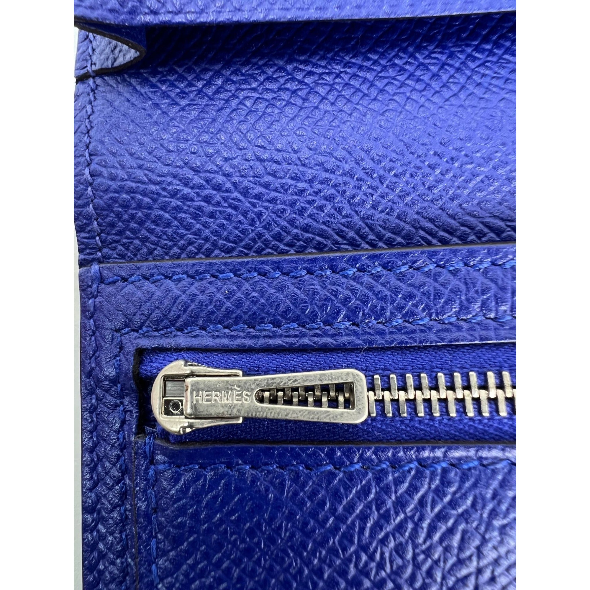 HERMÈS Long Epsom Bearn Gusset Electrique Bleu Wallet