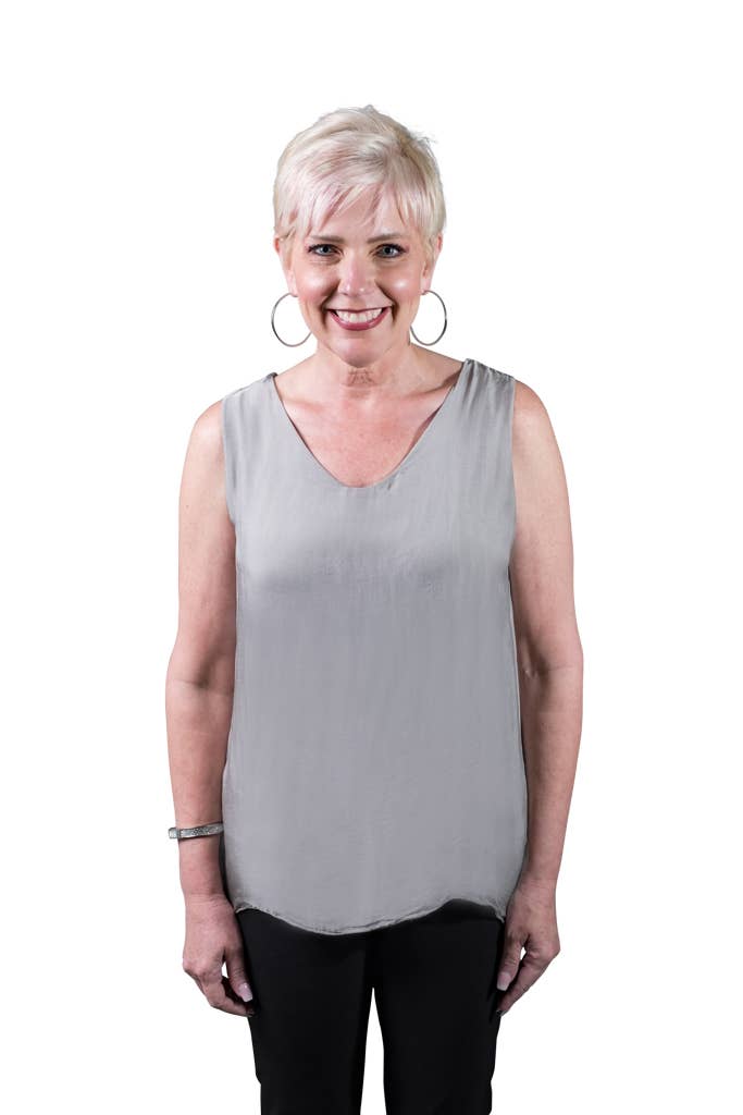Tina Stephens Made In Italy Dina Silk V-Neck Tank
