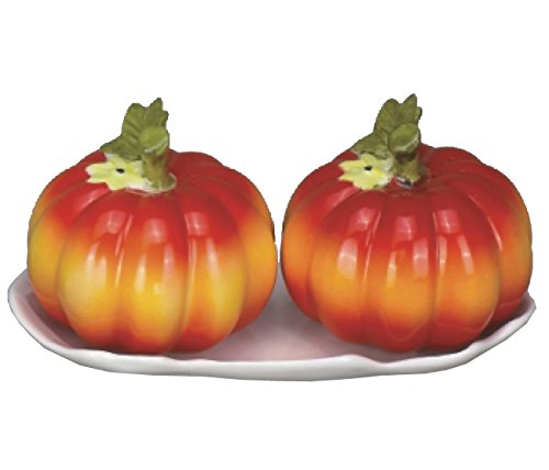 Pumpkin Salt &amp; Pepper Shakers