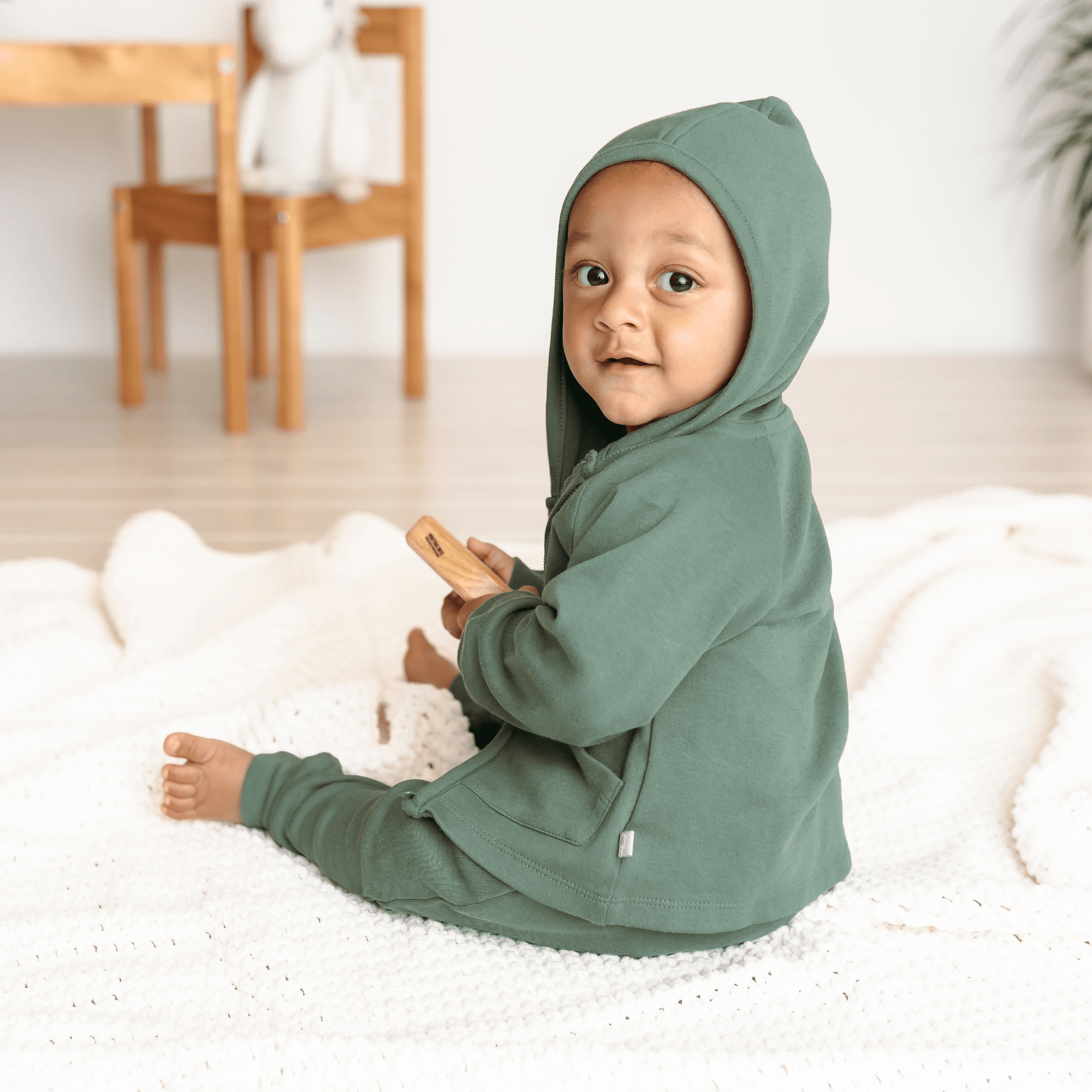 finn + emma Organic Cotton Pine Green Hoodie