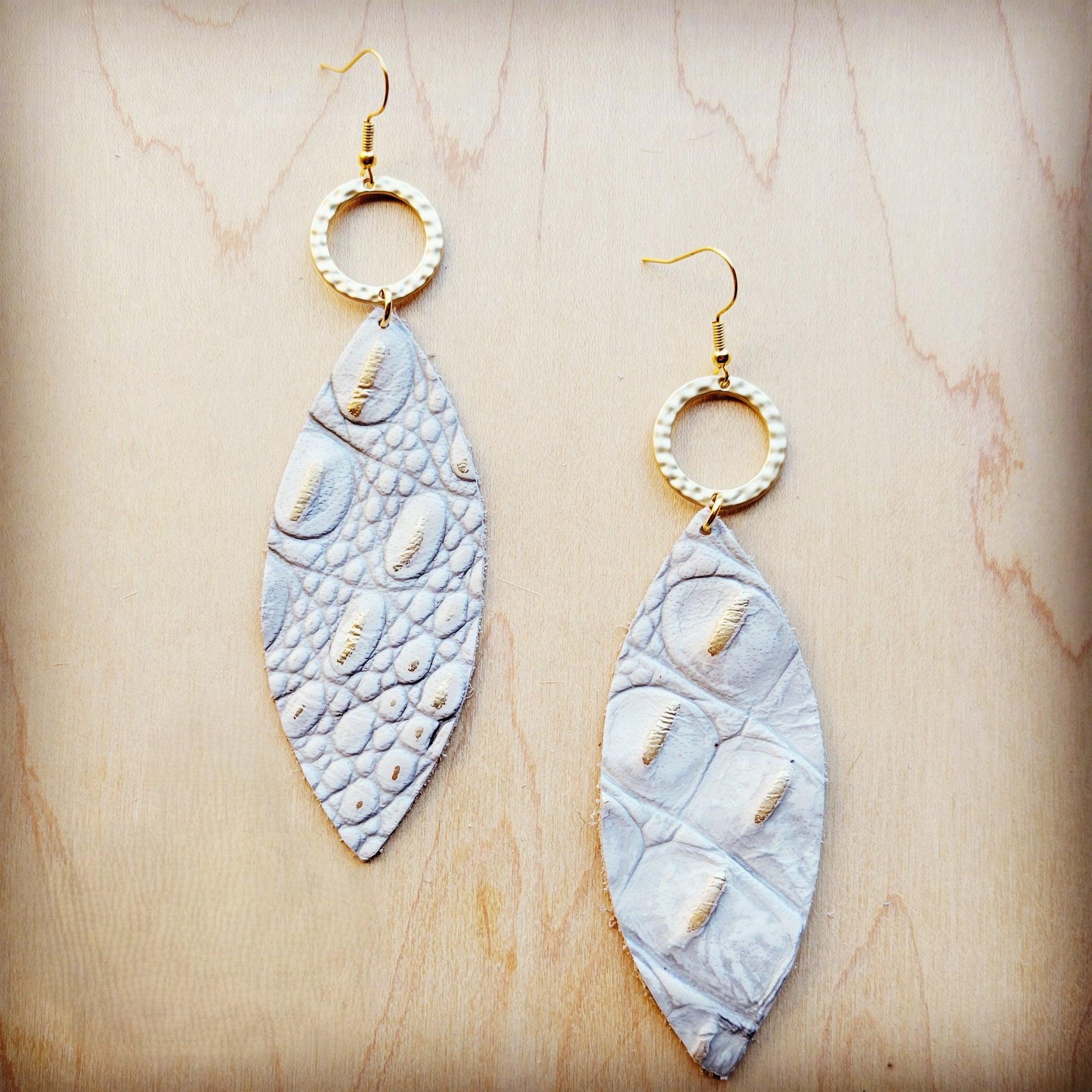 **Narrow Leather Oval Earrings White &amp; Gold Gator w/ Matte Gold Hoop 210x