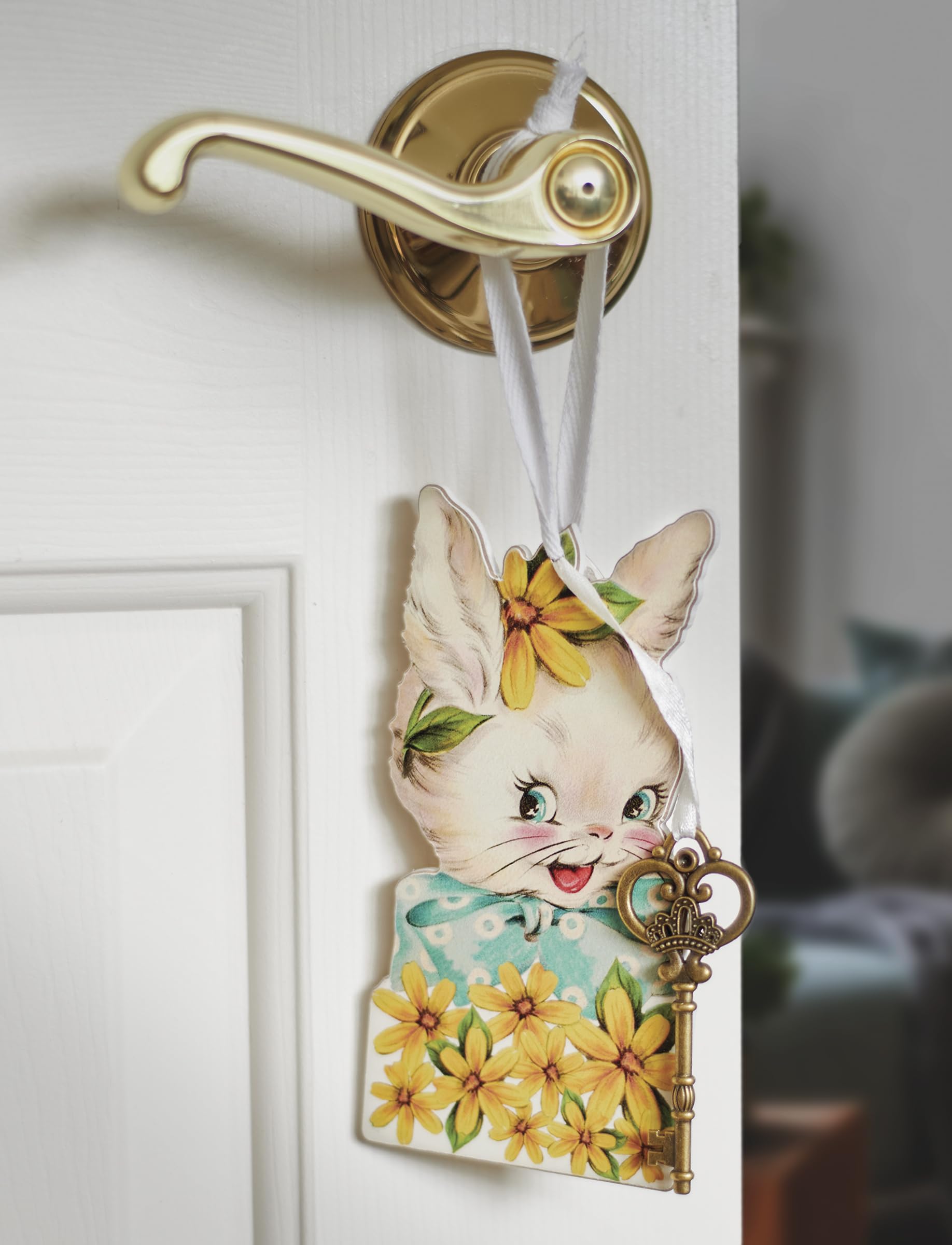 Retro Easter Magic Key Ornament