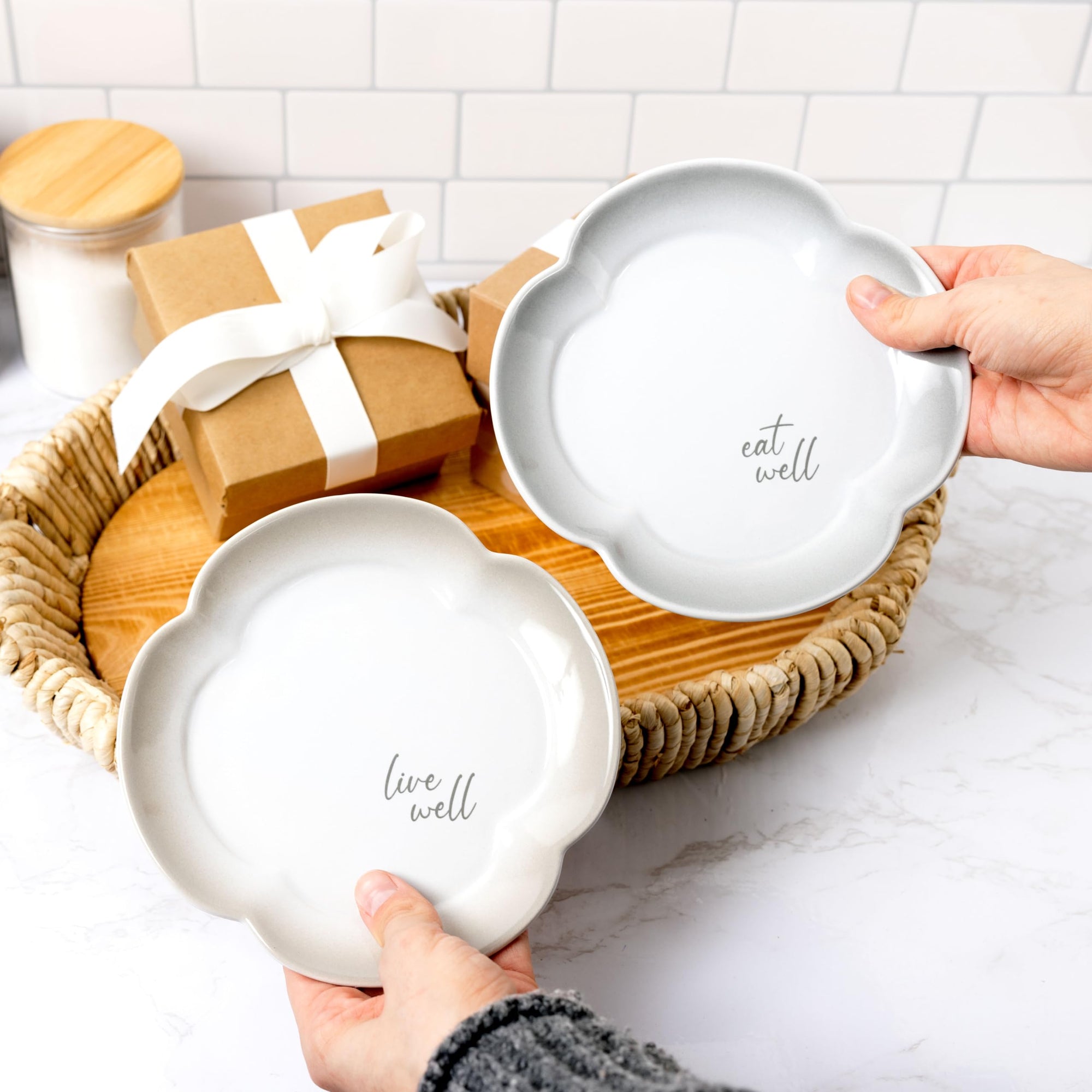 Eat Well Love Well Appetizer Plate Set