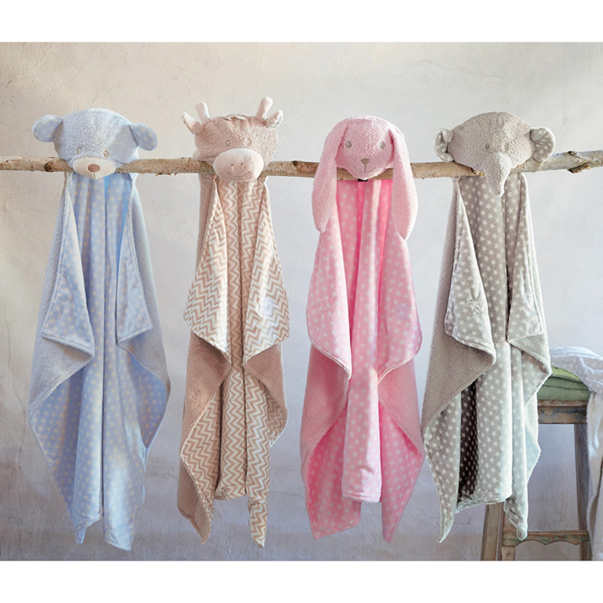 Giraffe Bath Towel