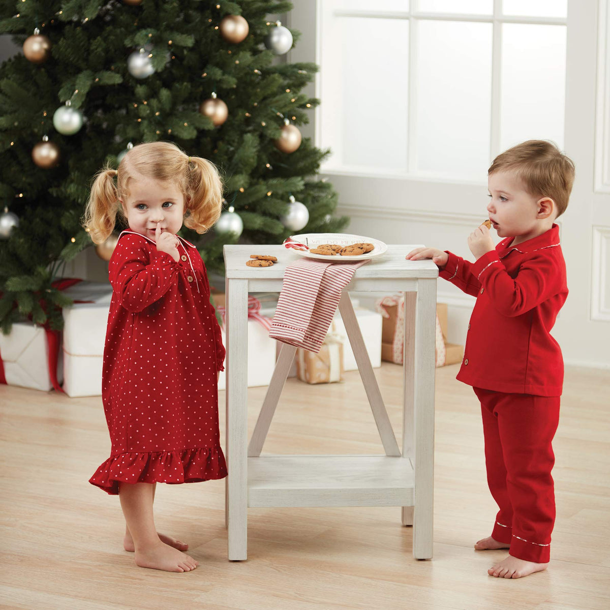 Mud Pie Flannel Christmas Pajama Set