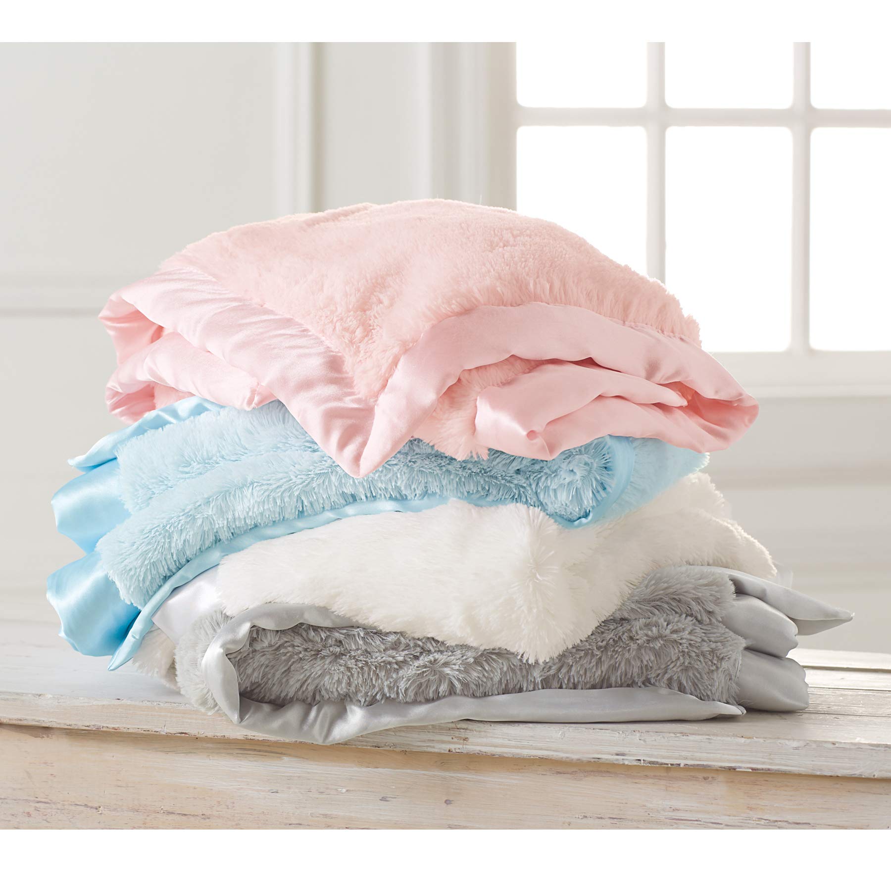 Mud Pie Satin Trimmed Blanket