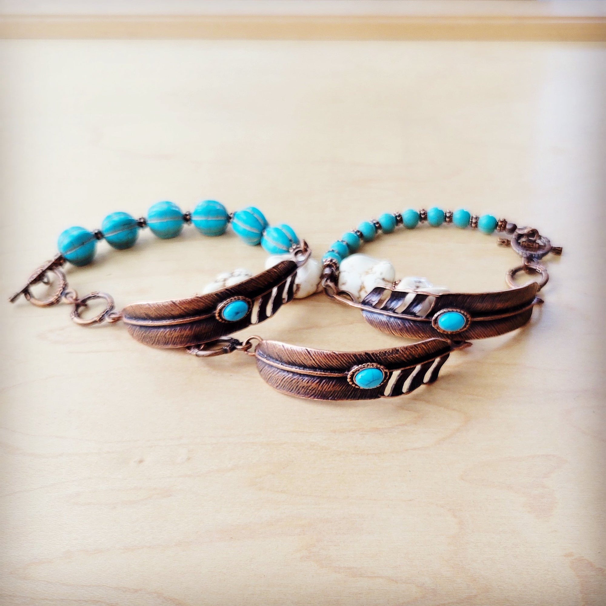 Round Blue Turquoise Beaded Bracelet on Copper Feather 810t