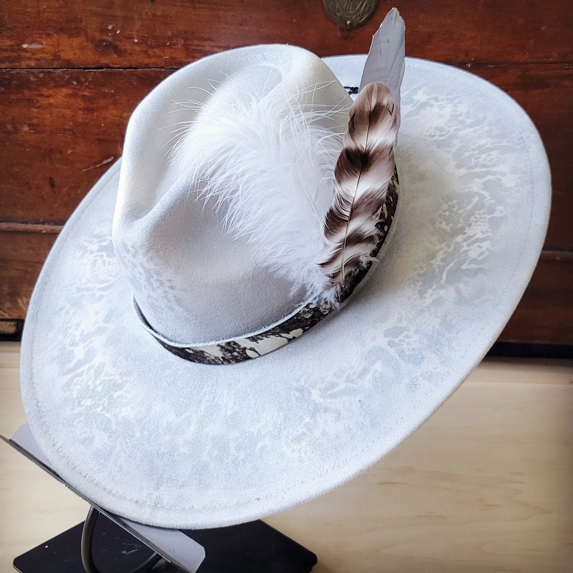 Hand-Painted Python Boho Western Cowgirl Hat &amp; Band-Silver 987f