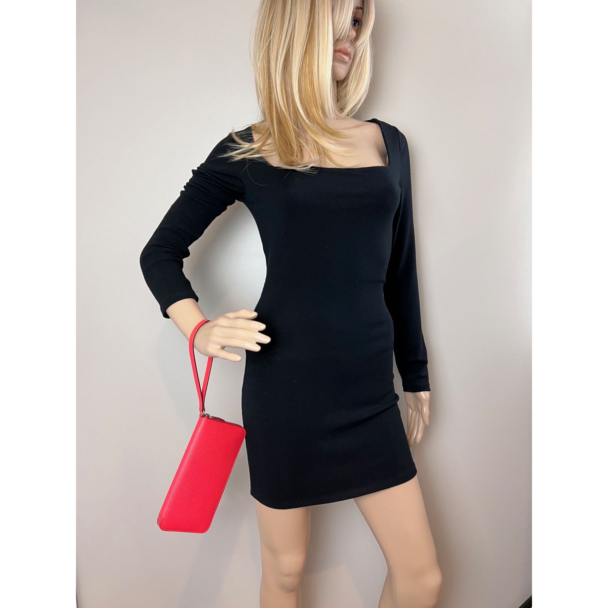 HERMÈS Epsom Lucky Wrist Azap Leather Bougainvillea Wallet