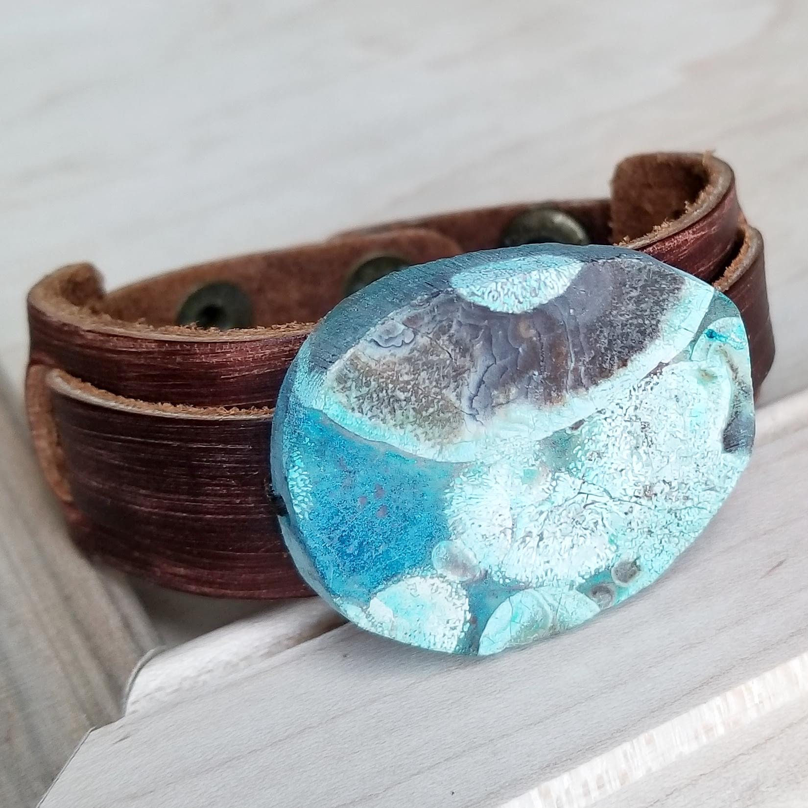 **Ocean Agate Slab on Narrow Leather Cuff 005K