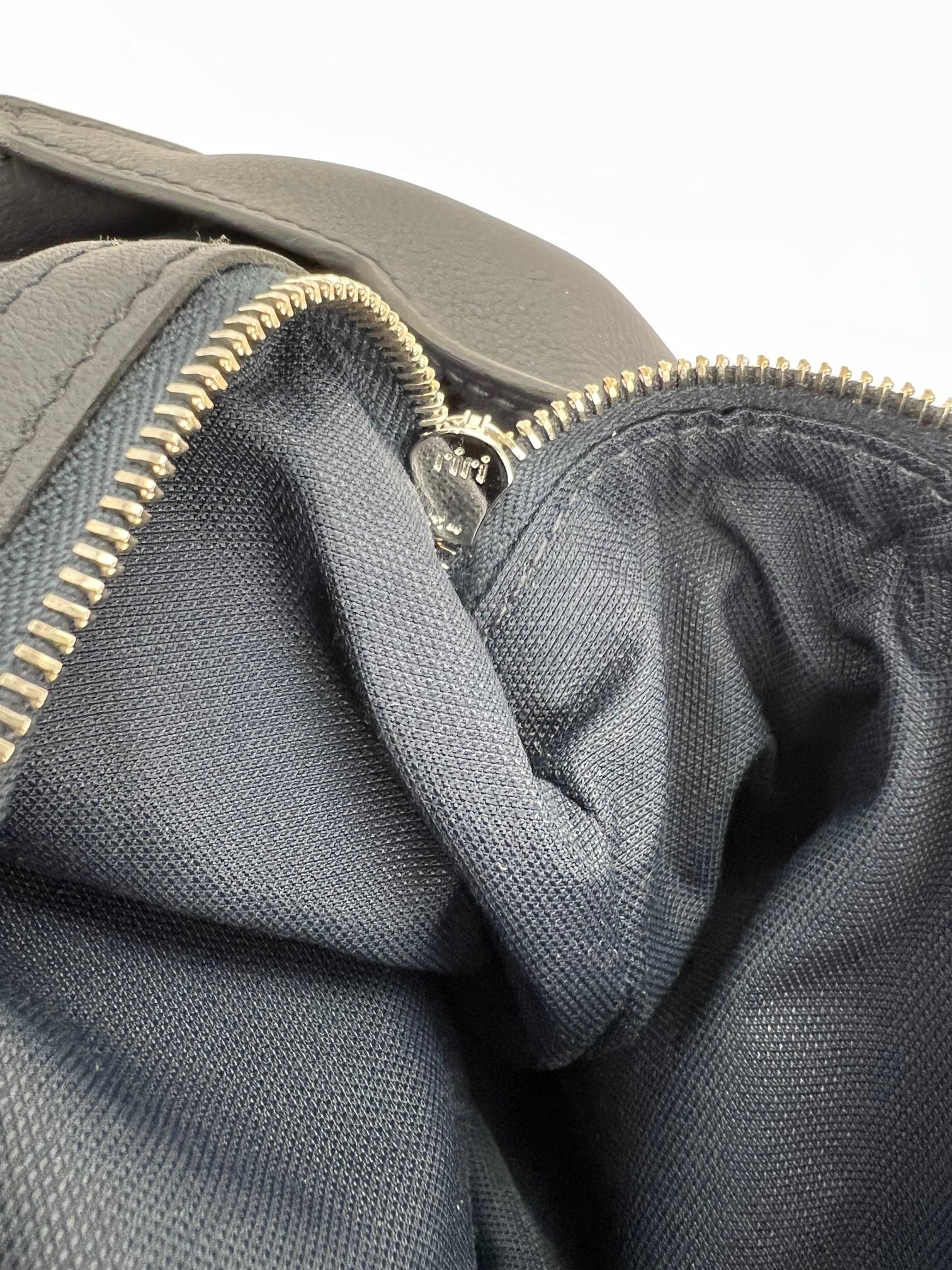 HERMÈS Messenger Cityslide Pouch Evercolor Leather Indigo Blue Clutch