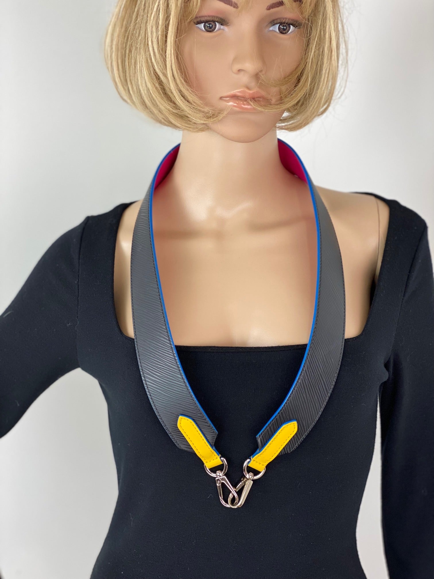 LOUIS VUITTON Epi Bandouliere Leather Shoulder Strap Black Pink Yellow