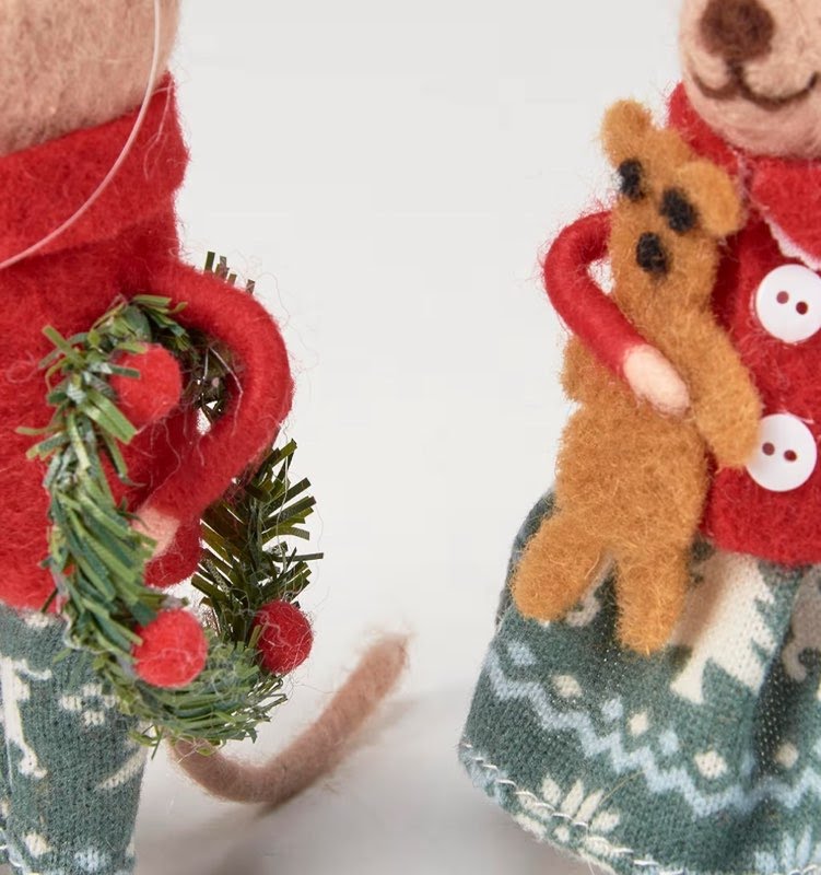 Christmas Day Mice