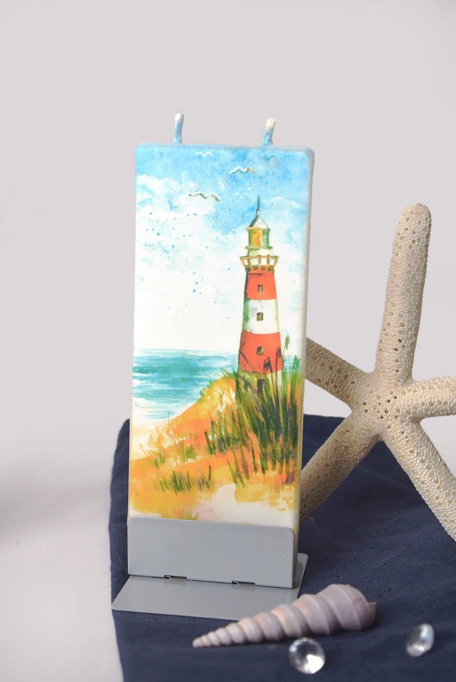 Flatyz Candle Red &amp; White Lighthouse Candle