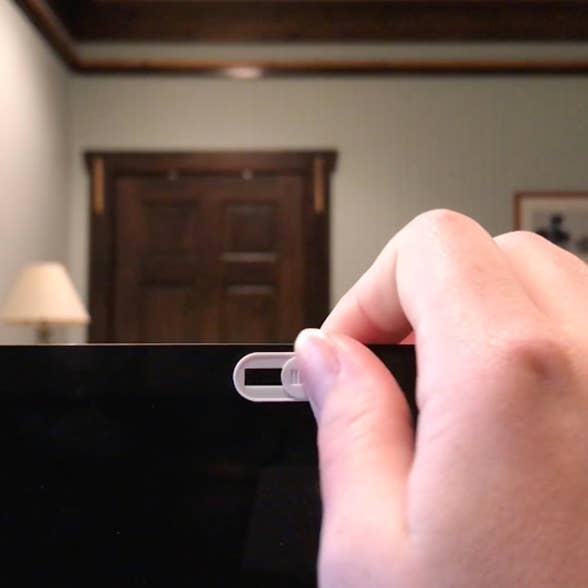 BAD GUY BLOCKER WEBCAM SECURITY CURTAIN : BLACK