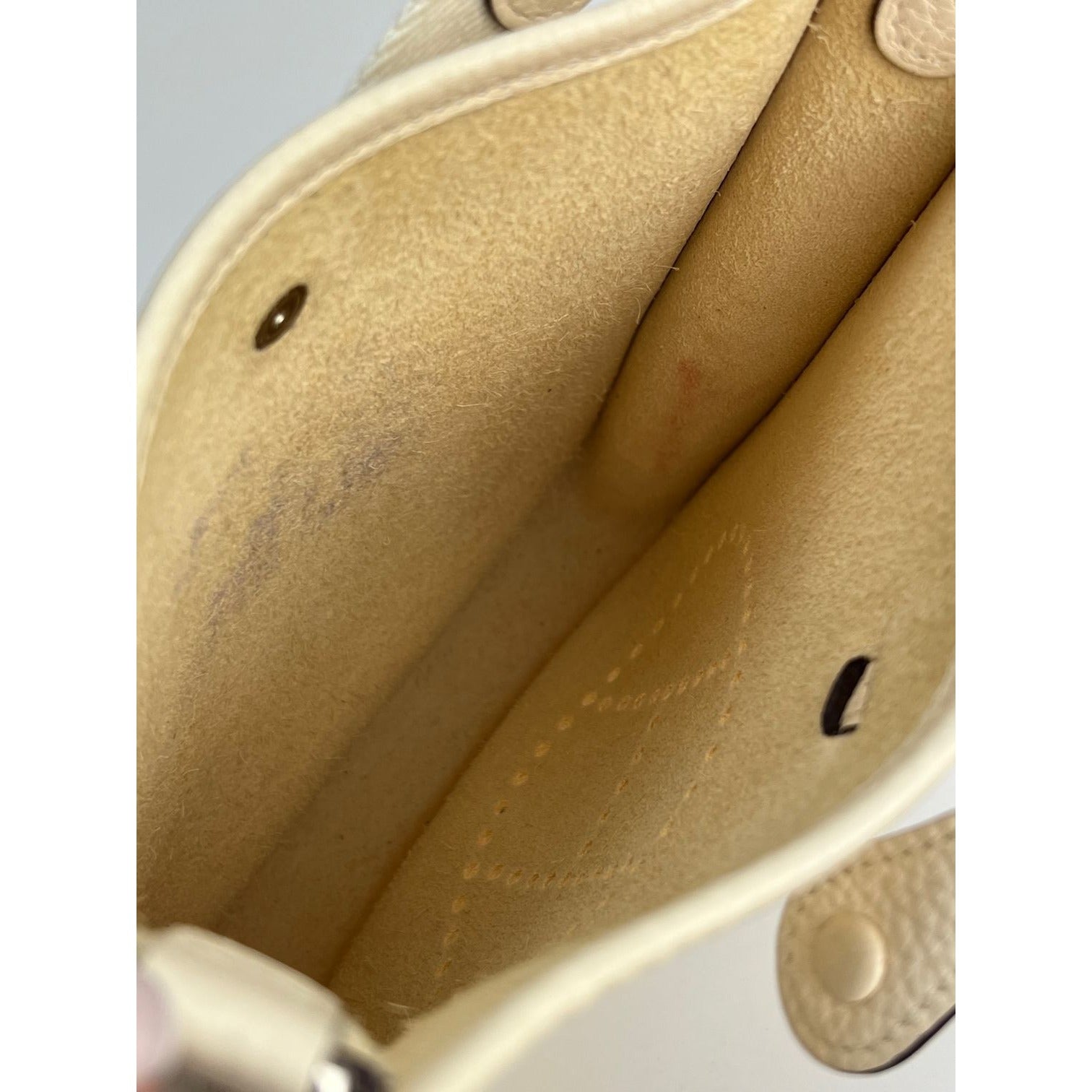 HERMÈS Taurillon Clemence Evelyne TPM Nata White Crossbody Bag