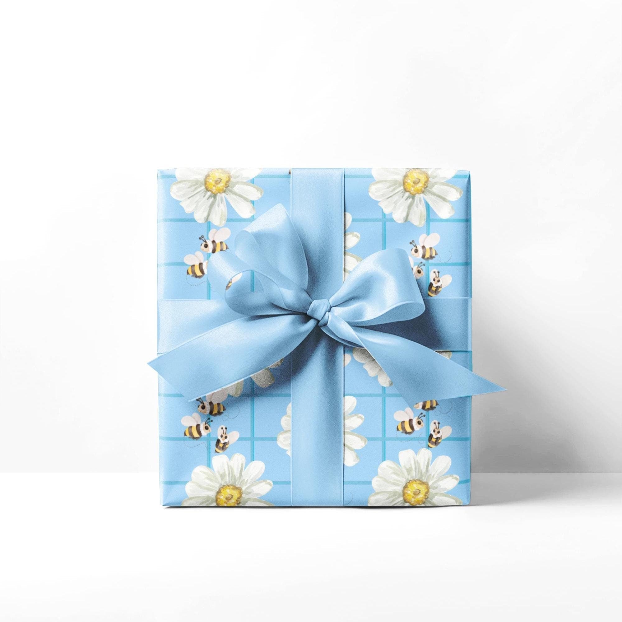 Bumblebees and Daisies Wrapping Paper