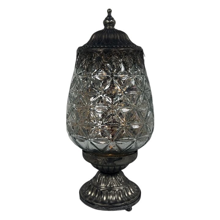 Elegant Lighted Lantern