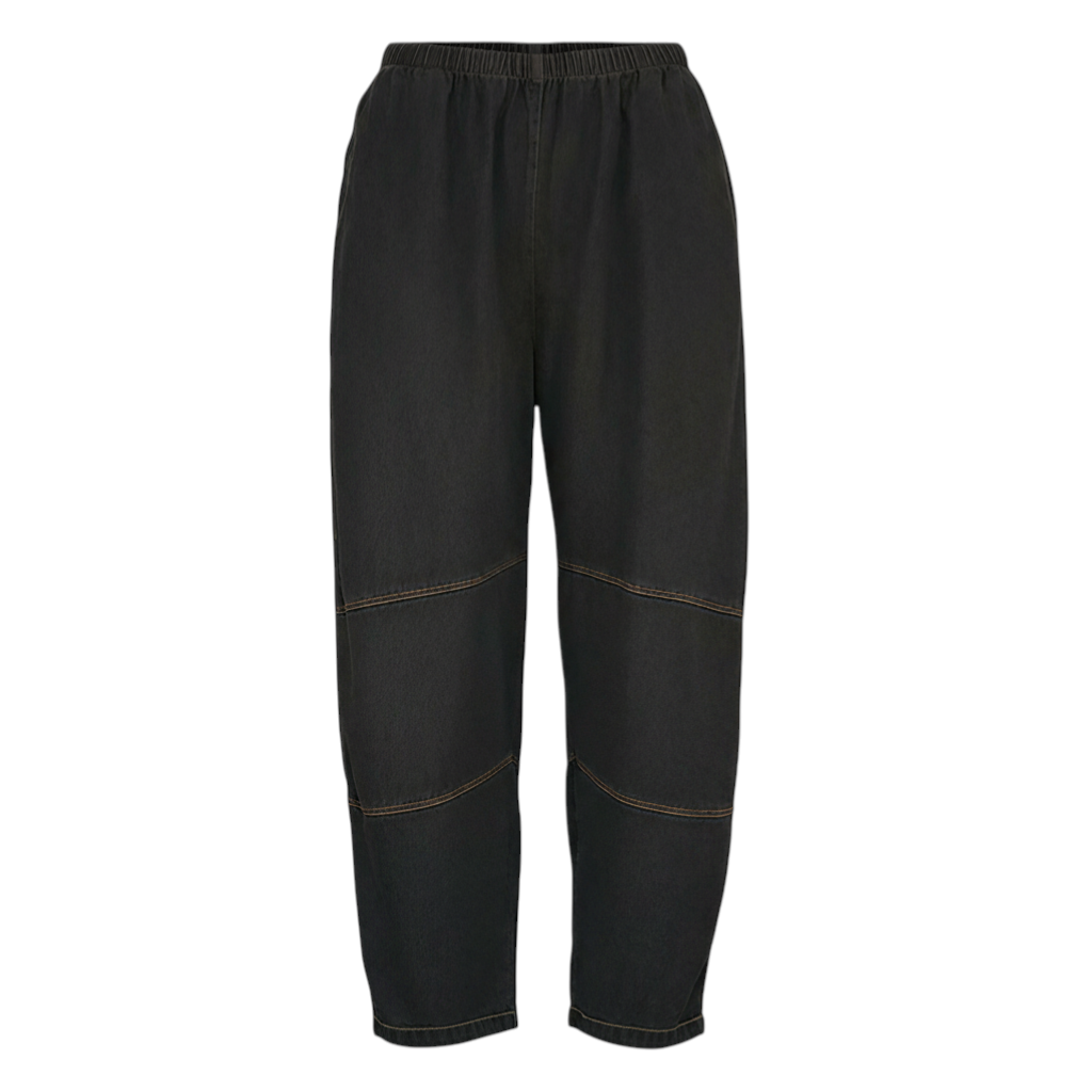 The Strawberry Shop Citron Bleu black barrel leg lightweight pants with contrast stitching.