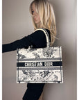 Christian Dior Book Embroidered Canvas Medium Stars and Signs Black Tote